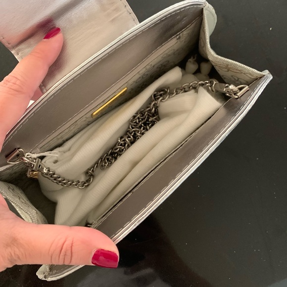 NWT J. Renee Silver Sparkly Purse - Picture 5 of 5